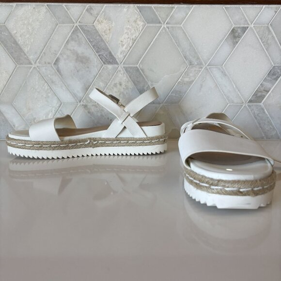 A New Day Size 9 Espadrilles Jute White Smooth Ankle Strap Buckle Padded Insole - Picture 1 of 11